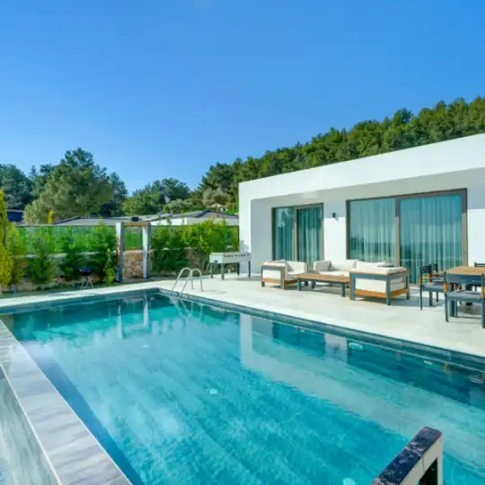 İslamlar'ın Merkezinde 6 Kişilik 3 Odalı Villa