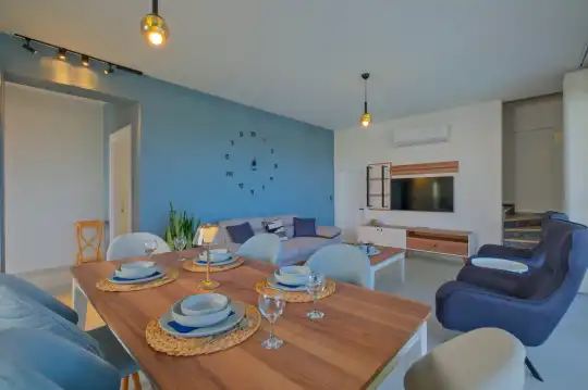 Fethiye Eldirek’te Jakuzili ve Isıtmalı Havuzlu Lüks Kiralık Villa