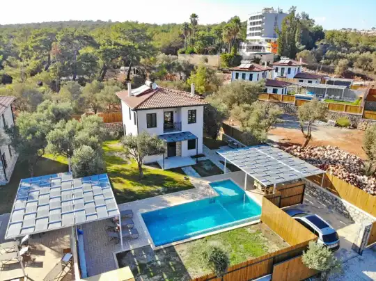 Balayı ve Çekirdek Ailelere Uygun: Kalkan’da Muhafazakar Tatil Villası