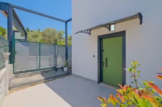 Fethiye'de Özel Korunaklı Havuzlu ve Jakuzili Lüks Kiralık Villa