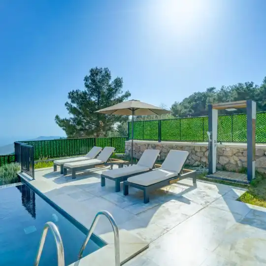 Kalkan İslamlar'da Jakuzili, Panoramik Deniz Manzaralı Lüks Villa