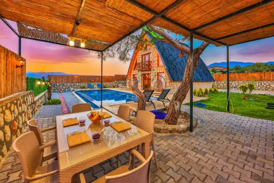 Patara’nın Doğasıyla İç İçe, Huzurlu Bir Tatil Villası Lüks ve Konforlu