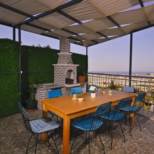 Antalya Demre’de Deniz ve Doğa Manzaralı, Çocuk Havuzlu, Korunaklı, 12 Kişilik Lüks Villa