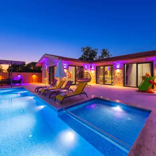 Kalkan Sarıbelen’de Doğanın Kalbinde Aile Tatili İçin Mükemmel Seçenek