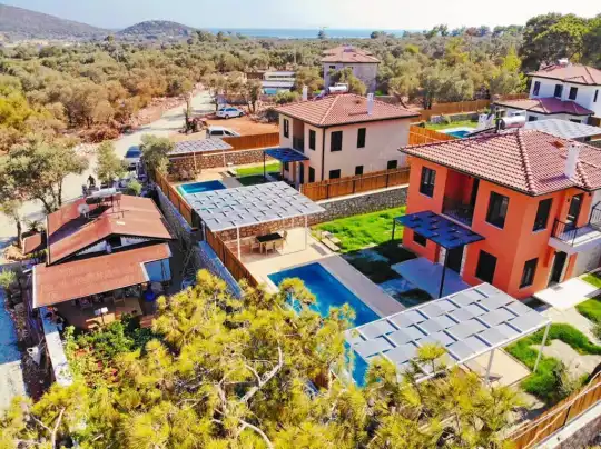 Kalkan’da Sessiz, Huzurlu Modern Tatil Deneyimi Doğa Manzarası ve Özel Havuz Keyfi