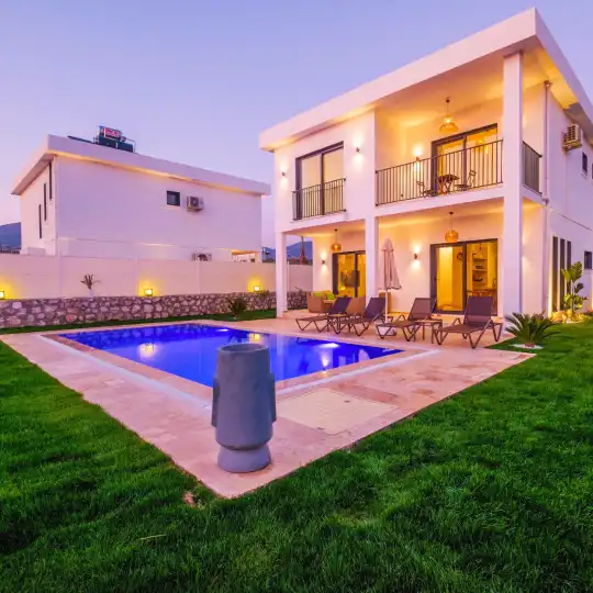 Fethiye Çamköy’de Muhafazakar, Jakuzili, Balayı Villası 