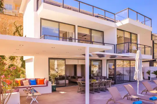 Kalkan Yat Limanına, Kaputaş ve Patara’ya Yakın, 5 Yatak Odalı, Özel Havuzlu Villa
