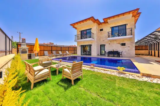 Kaş’ın Huzur Veren Atmosferinde Lüks ve Konfor