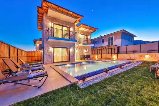 Kaş’ın Huzur Veren Atmosferinde Lüks ve Konfor