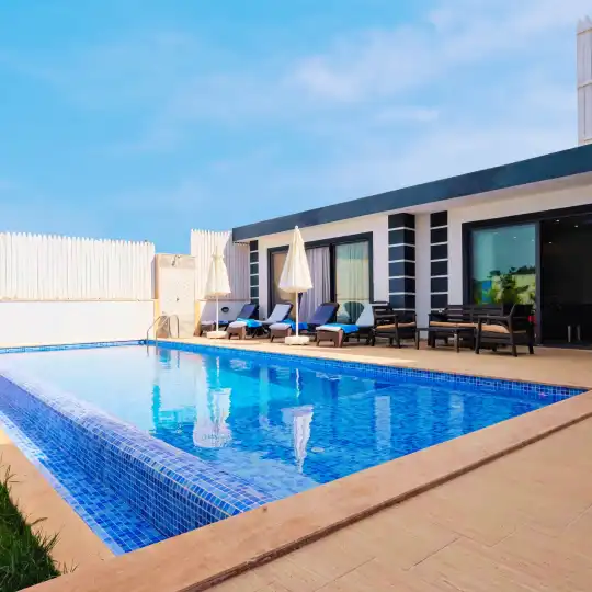 Kalkan Patara’da Gözlerden Uzak, Muhafazakar Tatil Villası