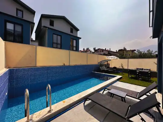 Fethiye Çalış Plajı’na Yakın, Özel Havuz ve Jakuzili Ekonomik Villa