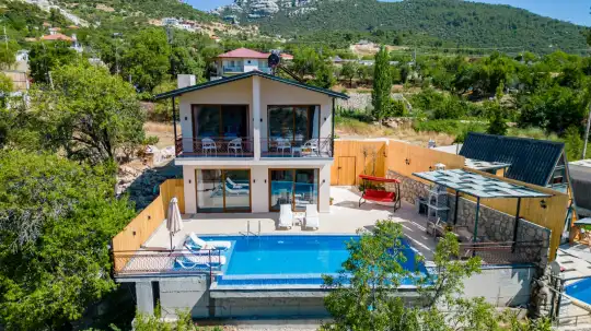 Evcil Hayvan Dostu, Çocuklar İçin Güvenli Doğal Ortamda Kalkan Villası