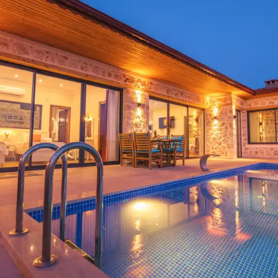 Muhteşem Deniz ve Adalar Manzarasıyla Ekonomik Muhteşem Bir Villa Tatili Deneyimi