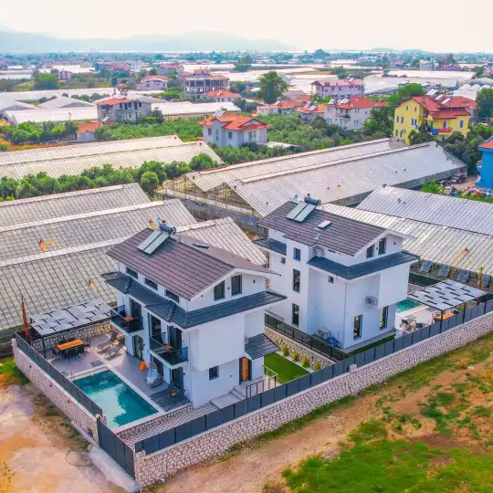Fethiye’nin Kalbinde Konfor ve Mahremiyet Sunan Korunaklı Havuzlu Villa