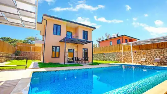 Kalkan Patara’da Modern ve Korunaklı: Villa Doğa İçinde Unutulmaz Bir Tatil